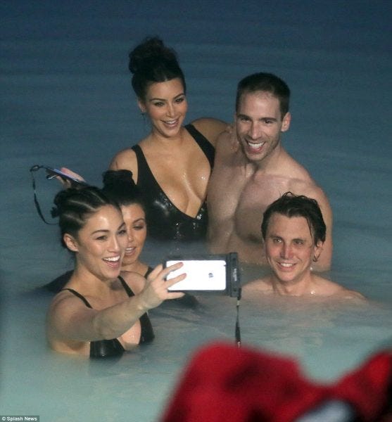 kim kardashian in iceland blue lagoon with gay guys kim kardashian in iceland blue lagoon with gay guys