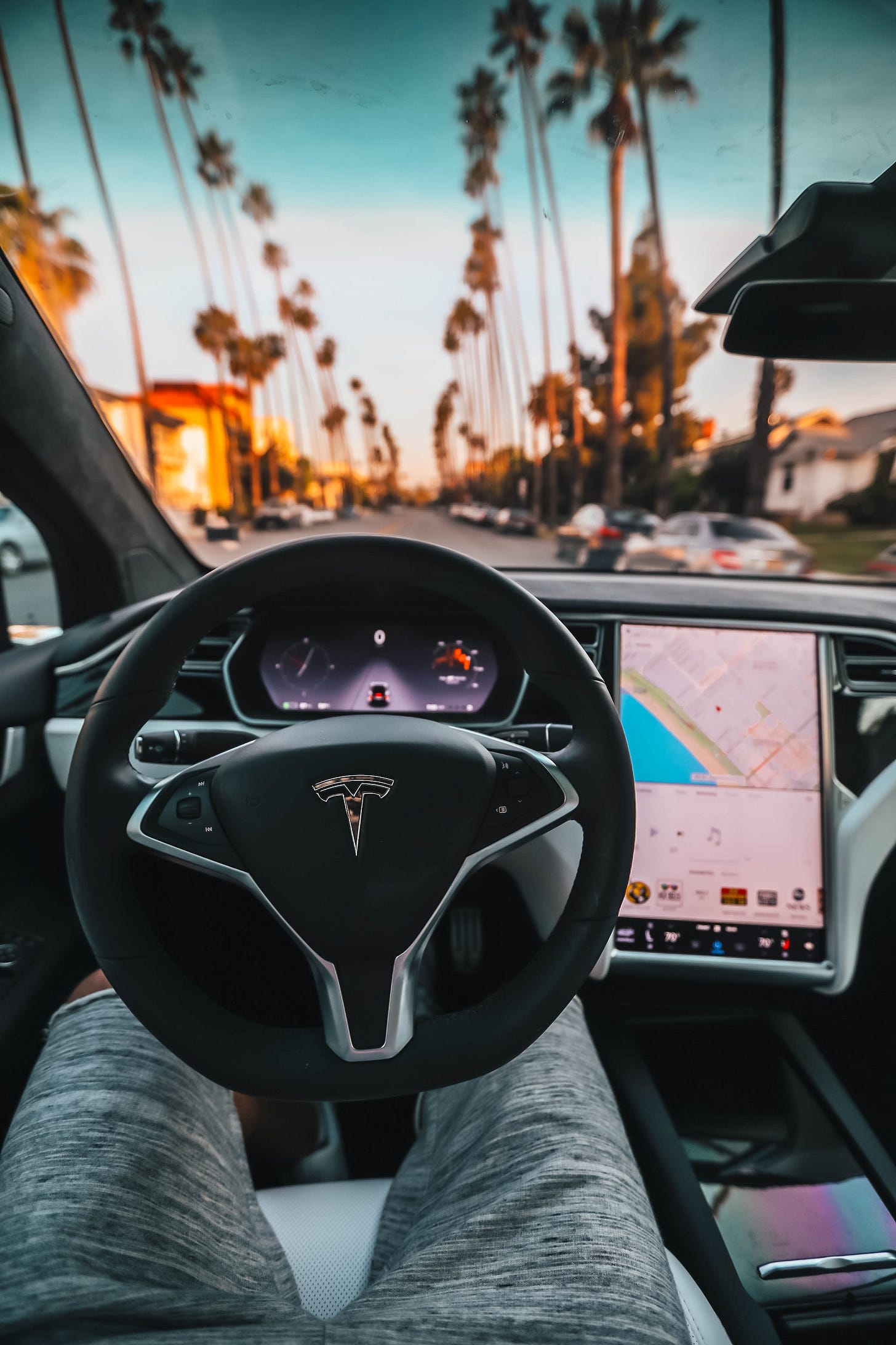 Tesla P100D Cockpit.
If you find my photos useful, please consider subscribing to me on YouTube for the occasional photography tutorial and much more - https://bit.ly/3smVlKp Tesla P100D Cockpit.
If you find my photos useful, please consider subscribing to me on YouTube for the occasional photography tutorial and much more - https://bit.ly/3smVlKp