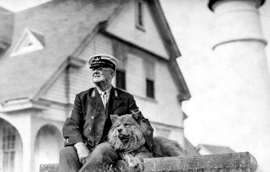 Keeper Sterling at Portland Head Keeper Sterling at Portland Head