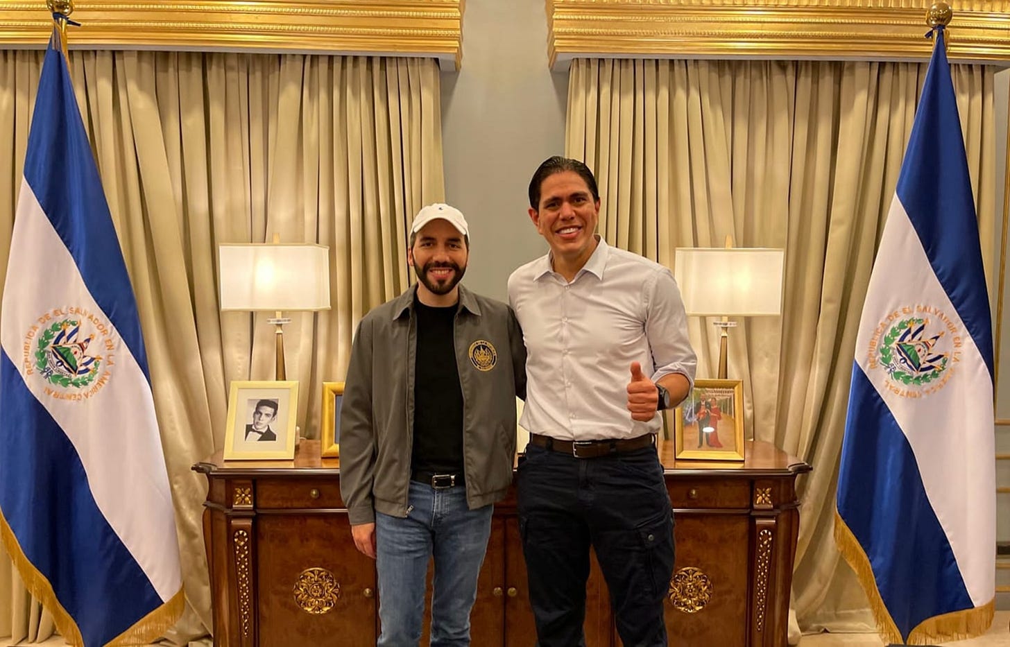 Lester Toledo regresó a Venezuela tras 10 años en el exilio Lester Toledo regresó a Venezuela tras 10 años en el exilio