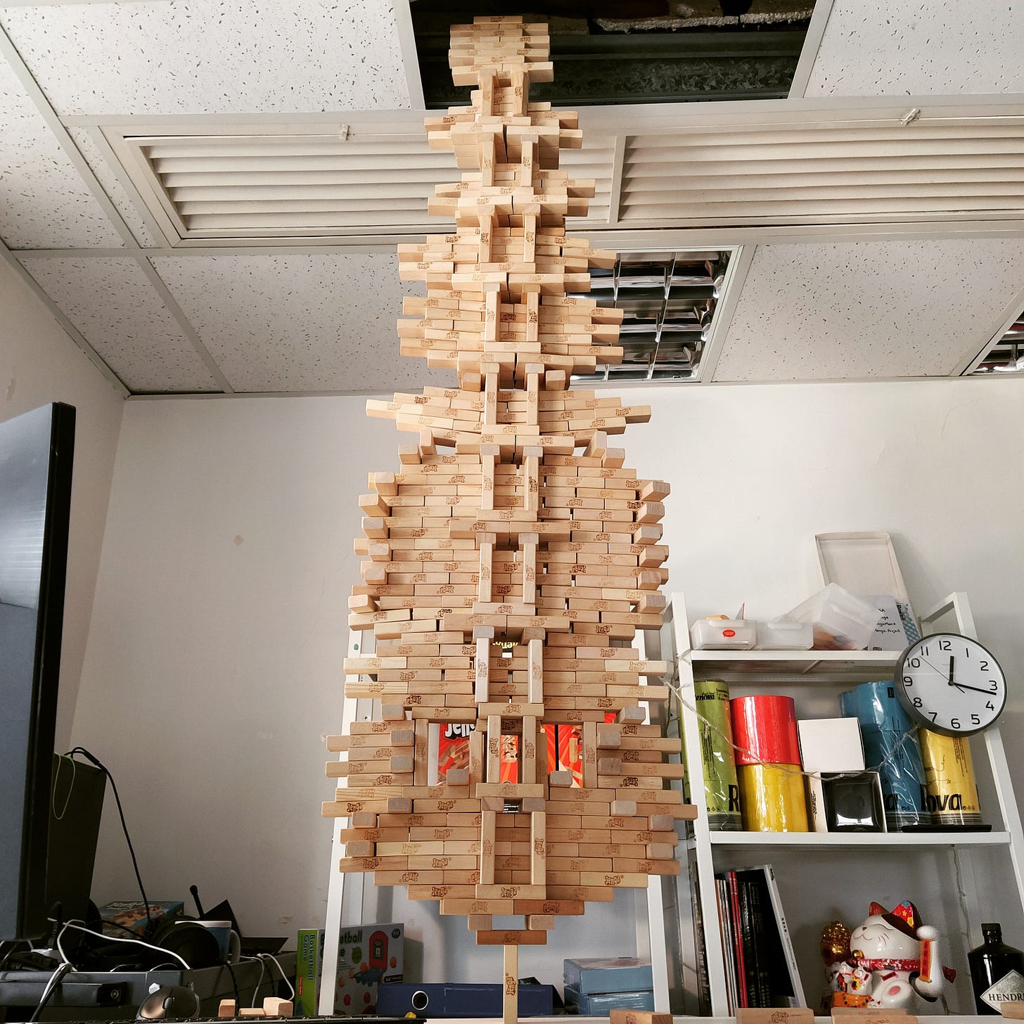 OC) I built a Jenga tower so tall that I had to pop a ceiling tile. It  should go without saying, but no glue : r/nextfuckinglevel
