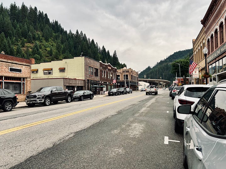 street, cars, sky, buildings, menu