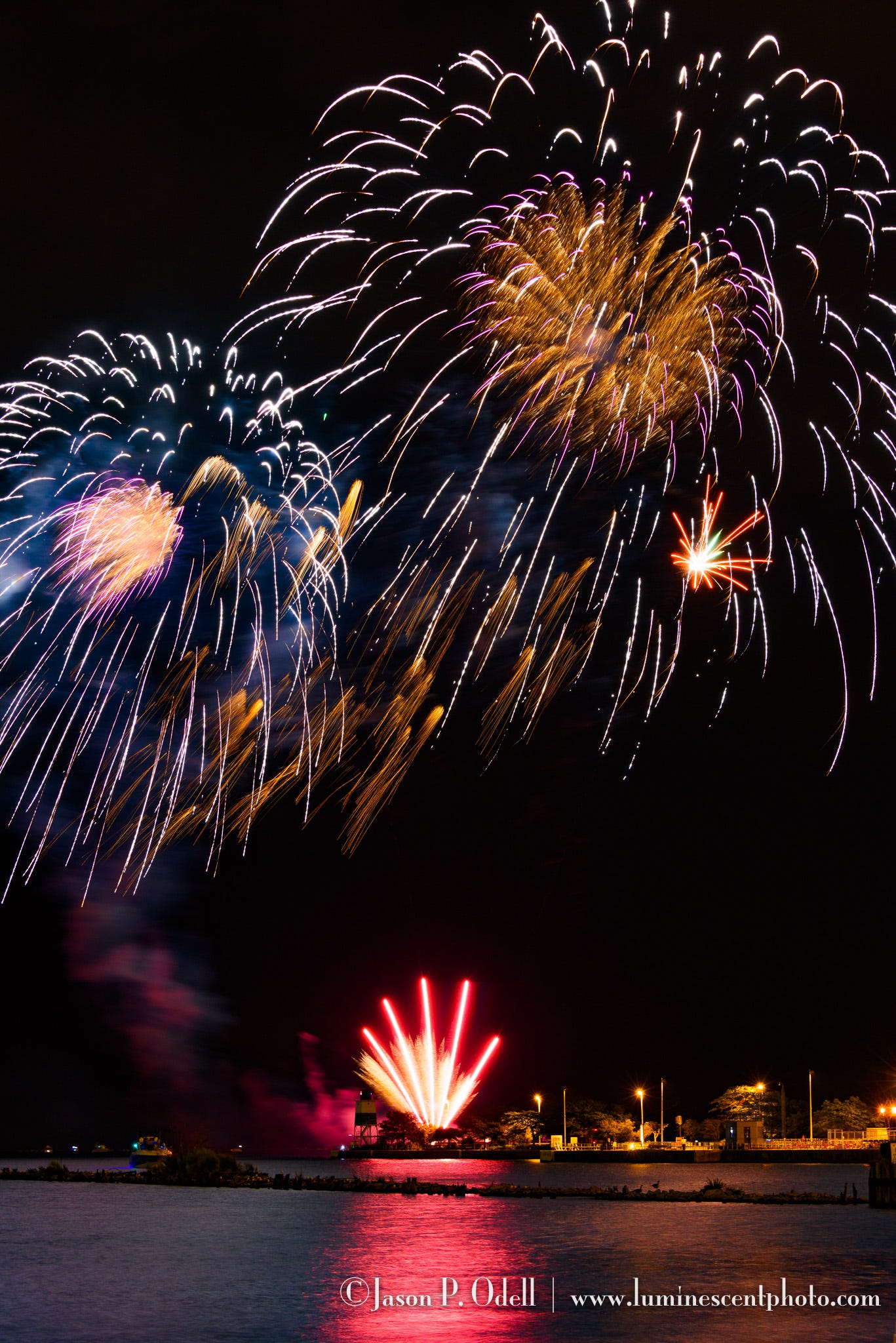Fireworks at Chicago's Navy Pier. Fireworks at Chicago's Navy Pier.