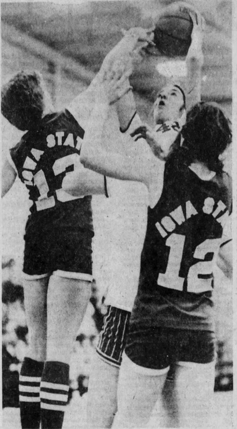 Pat Hodgson and Faye Perkins