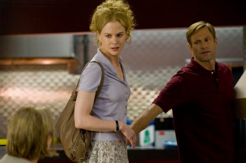 Becca (Nicole Kidman) and Howie Corbett (Aaron Eckhart) in RABBIT HOLE.