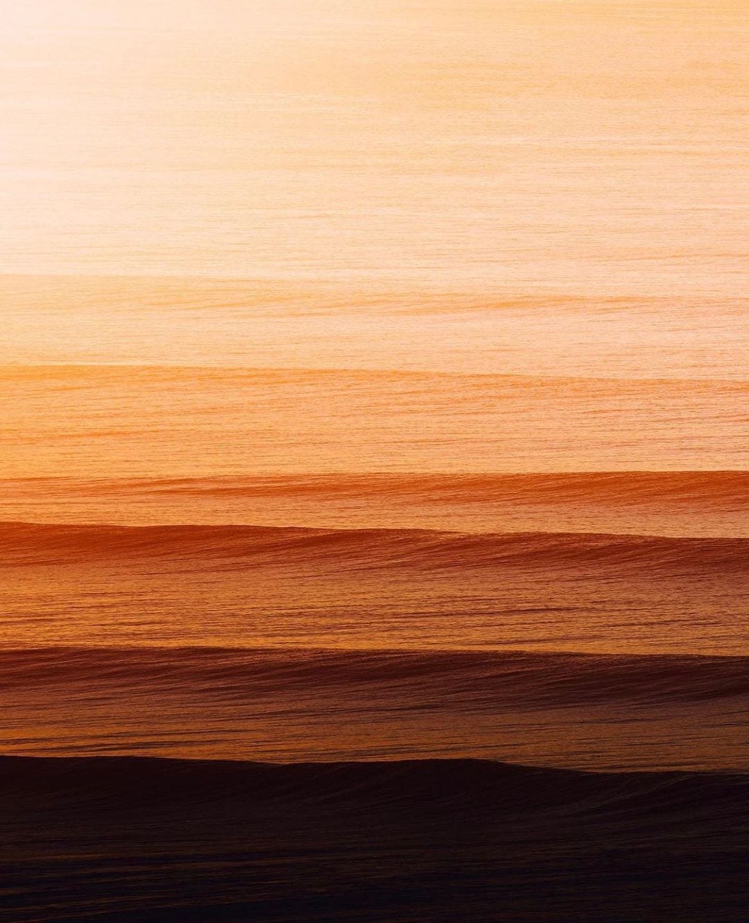 An image added by leonit on Apr 04, 2022. May present: sunlight, dusk, afterglow, sunset, amber.