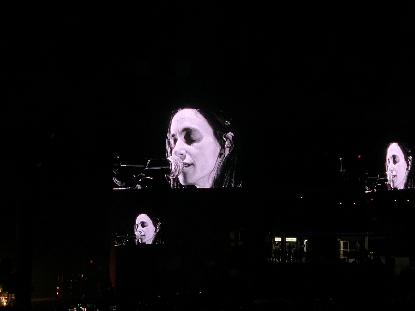 Boygenius at Merriweather, Julien on all the screens.