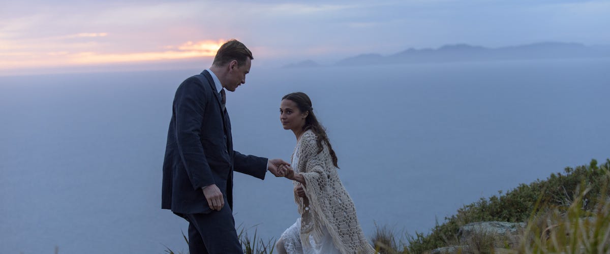 The Light Between Oceans movie review (2016) | Roger Ebert