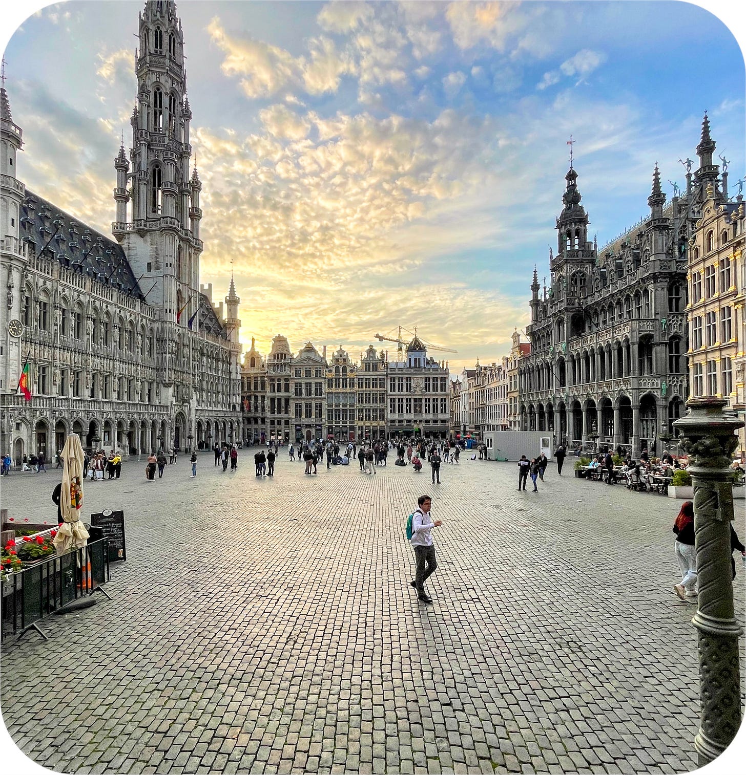 Early morning, Grand-Place. Brussels, Belgium.