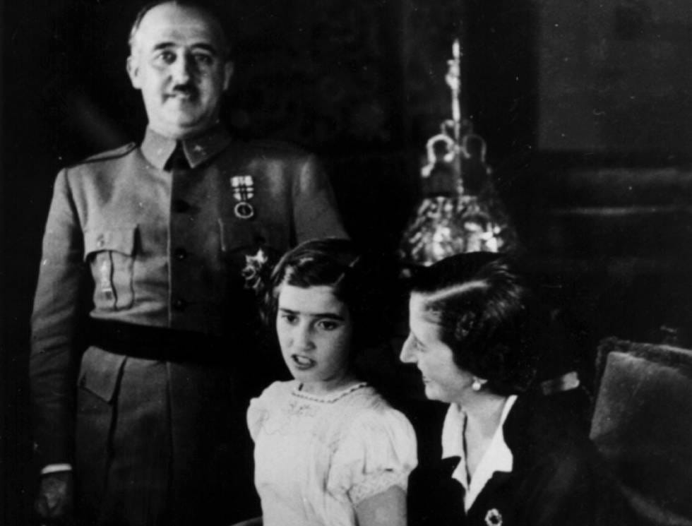 Muere Carmen Franco, la única hija del dictador, a los 91 años | Gente y Famosos | EL PAÍS Muere Carmen Franco, la única hija del dictador, a los 91 años | Gente y Famosos | EL PAÍS