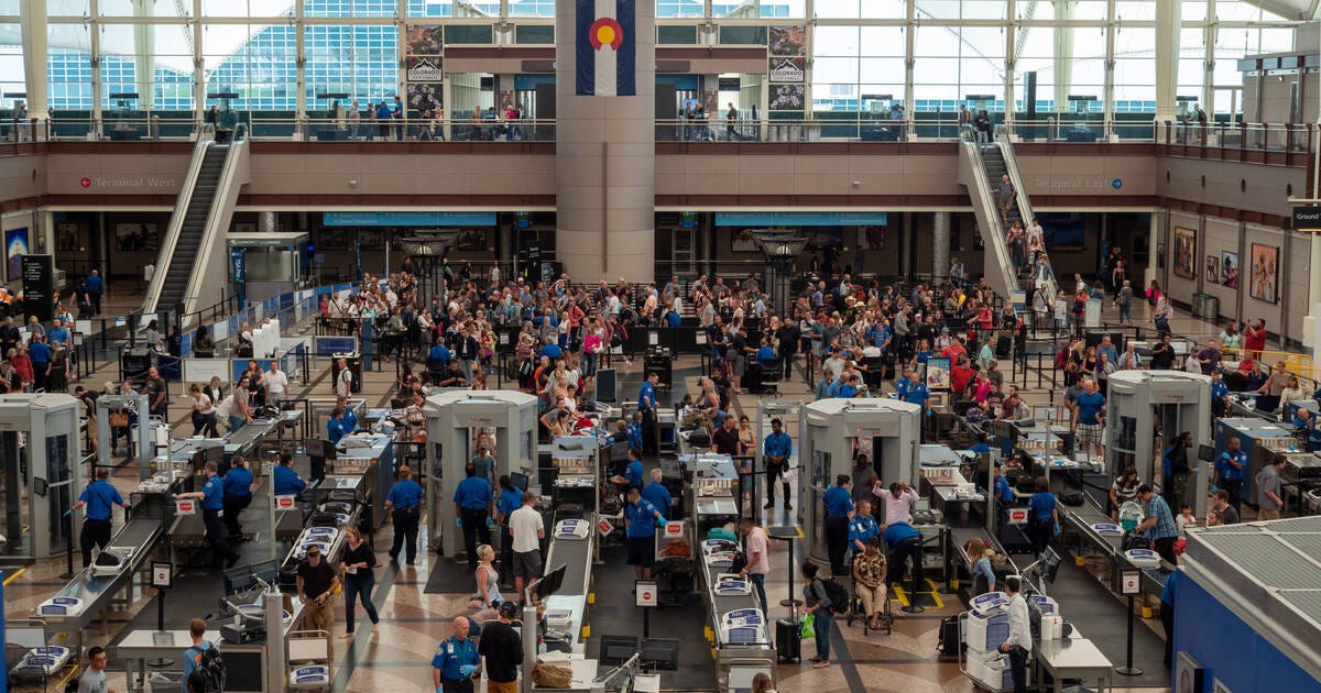 American Airports Could See More Than 100 Million Holiday Travelers -  Thrillist