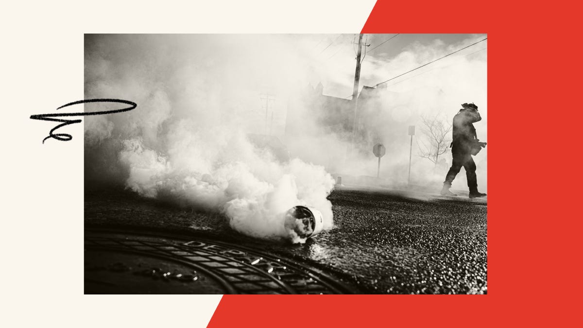 (Dave Decker/ZUMA Press Wire/Shutterstock: Federal officers dropped tear gas and sprayed eye irritant during a day of confrontations in Minneapolis.) (Dave Decker/ZUMA Press Wire/Shutterstock: Federal officers dropped tear gas and sprayed eye irritant during a day of confrontations in Minneapolis.)