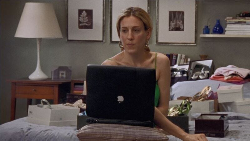 Sex And The City | Sarah Jessica Parker "Carrie Bradshaw" Apple Laptop Computer (With DVD) - 17