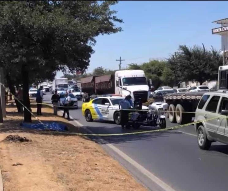 Muere hombre por infarto sobre la avenida Garza Sada Muere hombre por infarto sobre la avenida Garza Sada