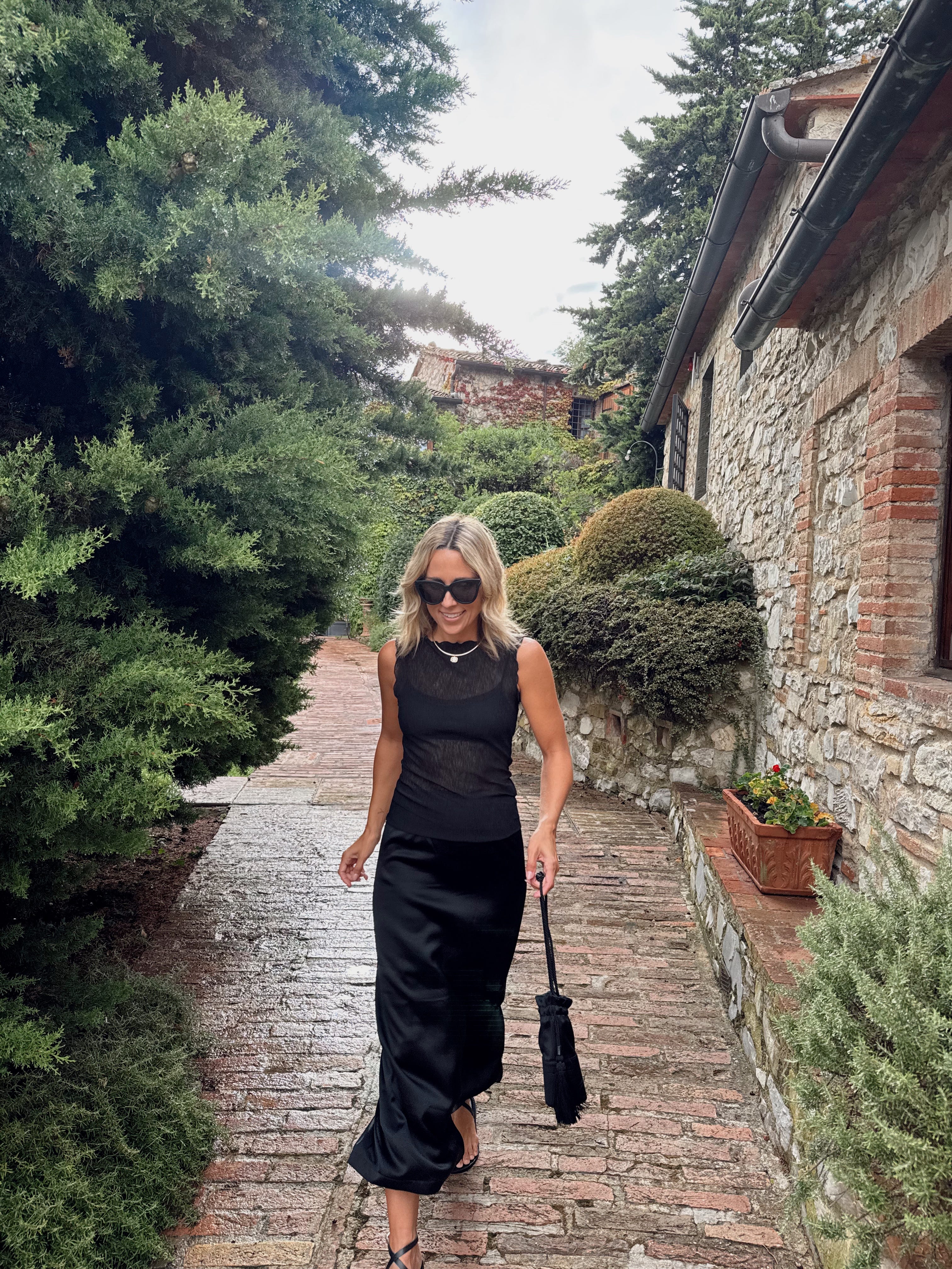 JANESSA LEONE　 DEMITRIA 25352288?w=400