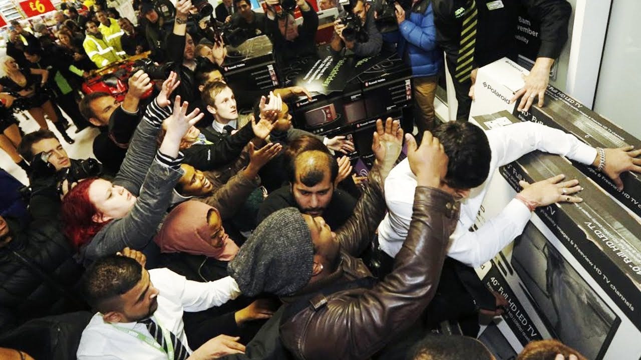 Black Friday Madness Caught on Camera - YouTube