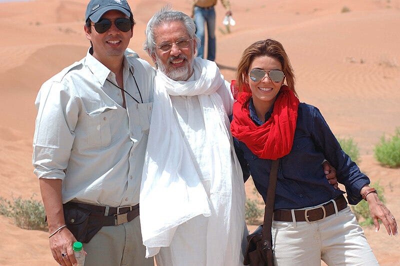 File:Raageshwari with father Trilok Loomba and brother Rishabh Loomba.jpg