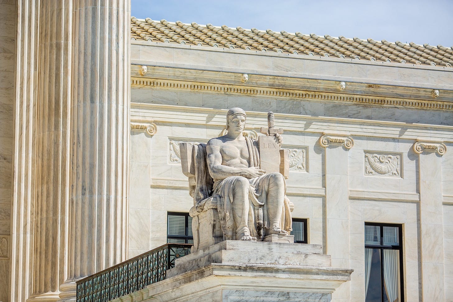 A statute on the steps on the Supreme Court A statute on the steps on the Supreme Court