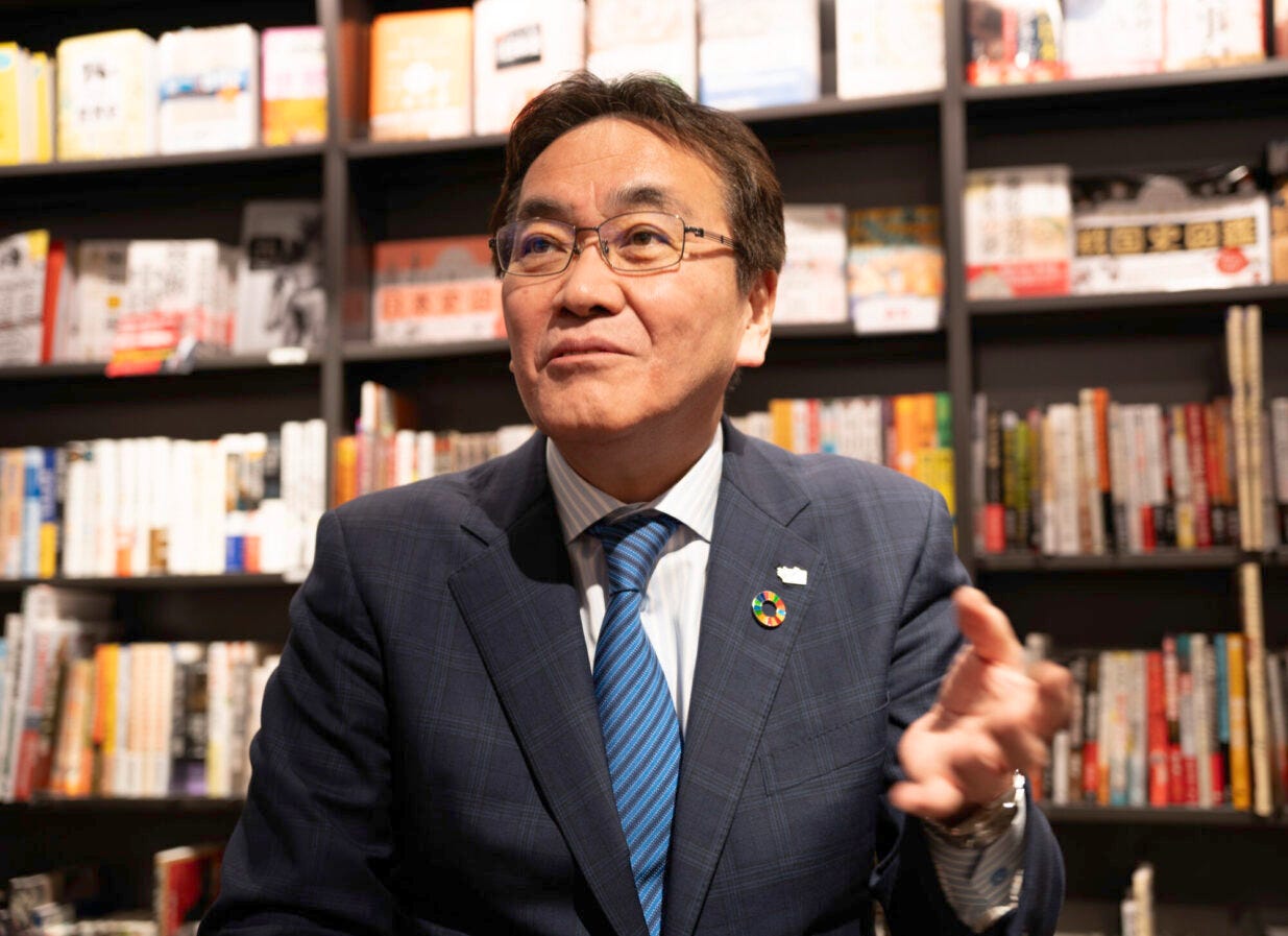鈴木貫太郎顕彰会」「ヒストリア前橋」の仕掛け人 腰高博さんに聞く(N)｜前橋発、新しい風 「めぶく」街  。前橋の様々な話題を取り扱う前橋新聞-mebukuです。
