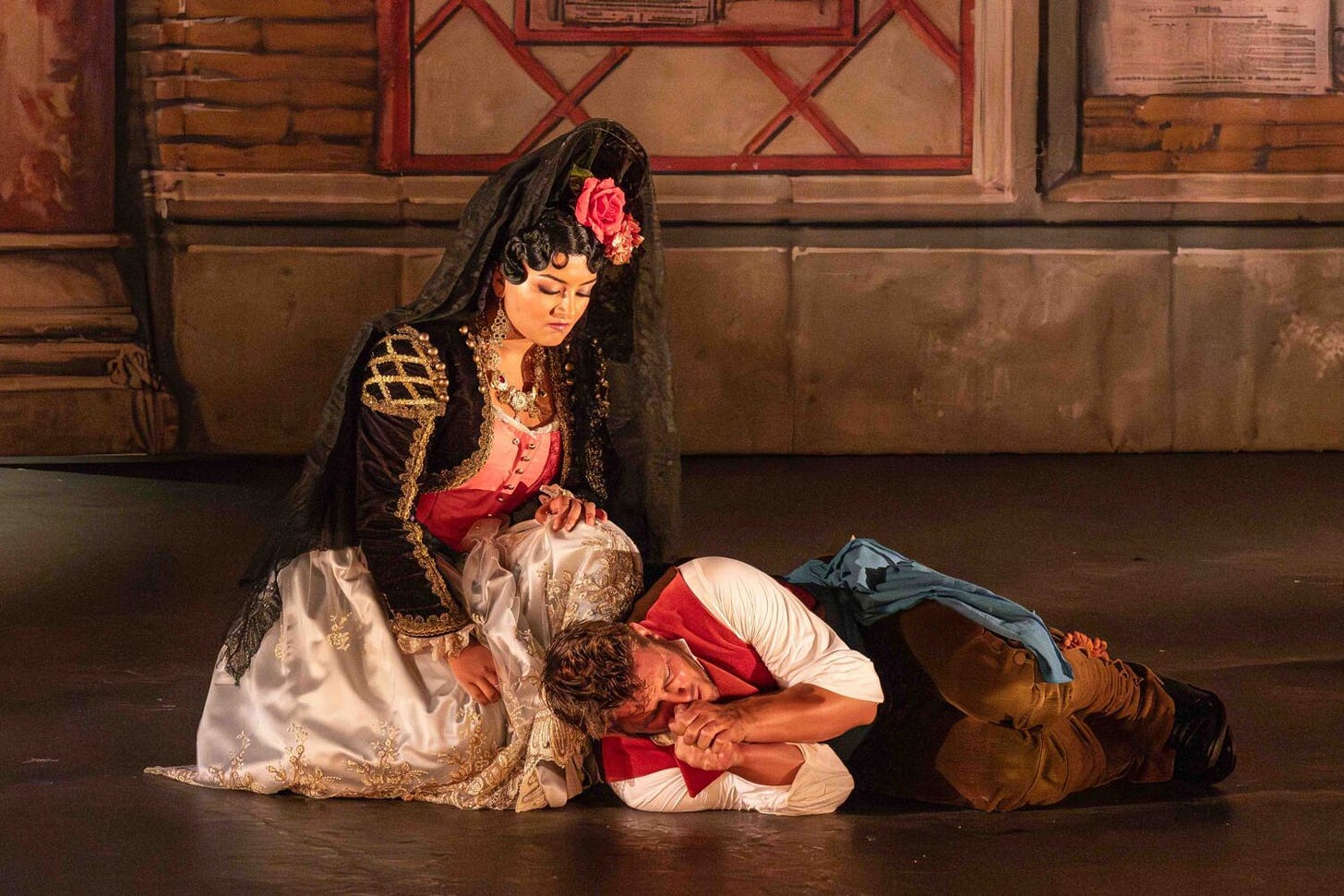 Deepa Johnny (Carmen) watches over a distraught Stanislas de Barbeyrac (Don José)