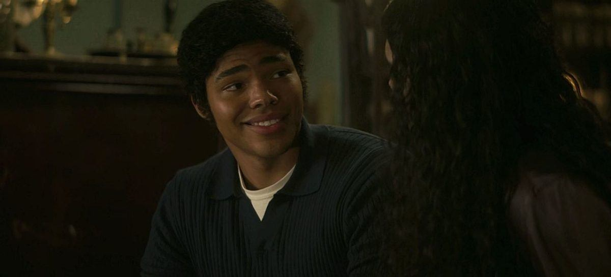 Gay stereotypie Anton on The Winchesters ready to chow down on Carlos. Gay stereotypie Anton on The Winchesters ready to chow down on Carlos.