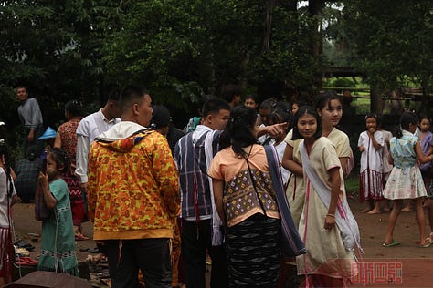 ဓါတ်ပုံ - Mawkun Magazine
