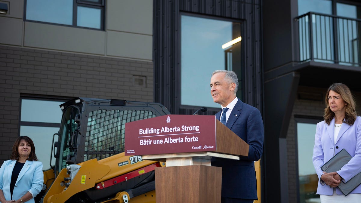 Carney rolls back C-69 reviews for new pipelines