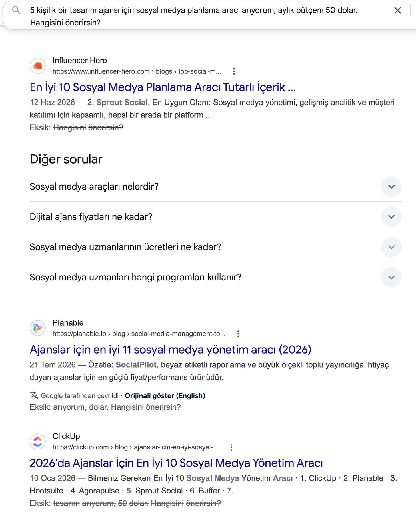 Google arama sonuçları ekranı: sosyal medya planlama aracı sorgusuna klasik mavi başlıklı sonuçlar ve aralarında “Diğer sorular” kutusu. Google arama sonuçları ekranı: sosyal medya planlama aracı sorgusuna klasik mavi başlıklı sonuçlar ve aralarında “Diğer sorular” kutusu.
