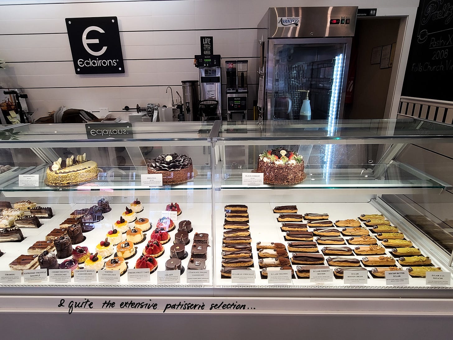 Eclairons patisserie selection