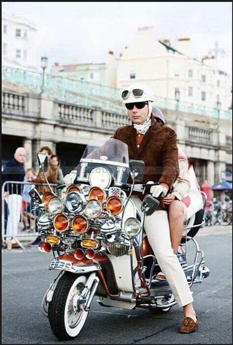 The Mods, Mod fashion, Mod scooters