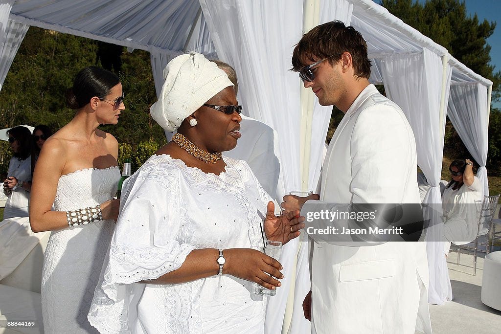 Sean "Diddy" Combs, Ashton Kutcher, CIROC and Malaria No More Host The 2009 White Party - Inside Sponsors