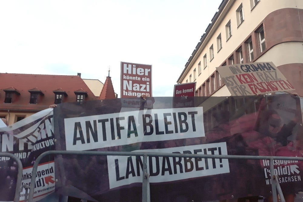 Der antifaschistische Gegenprotest kommt meist aus größeren Städten "aufs Land". Foto: LZ Der antifaschistische Gegenprotest kommt meist aus größeren Städten "aufs Land". Foto: LZ