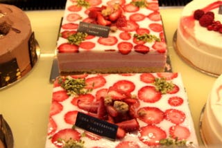 EAT - Pastries 2 EAT - Pastries 2
