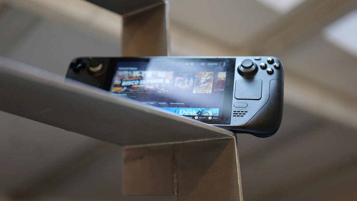 Best Handheld Consoles for Pico-8 Gamedev - by José Pérez