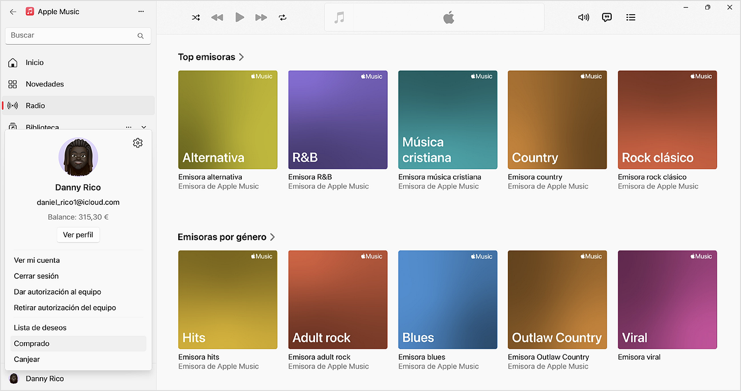 En la app Apple Music para Windows, el nombre de la cuenta de Apple está en la parte inferior izquierda y la pantalla de ajustes de la cuenta se muestra al hacer clic. En la app Apple Music para Windows, el nombre de la cuenta de Apple está en la parte inferior izquierda y la pantalla de ajustes de la cuenta se muestra al hacer clic.