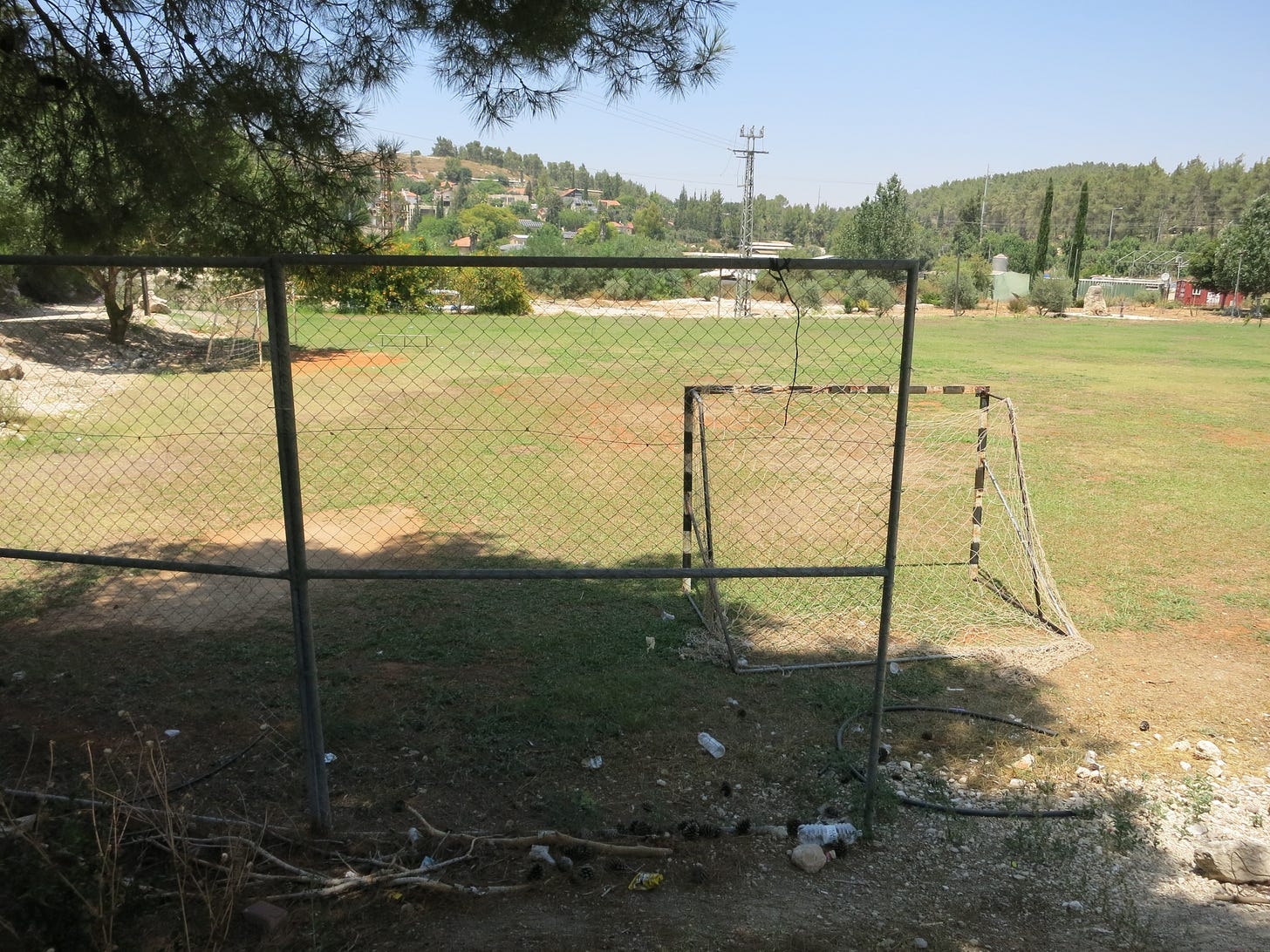 Field 1, Mesilat Tzion
