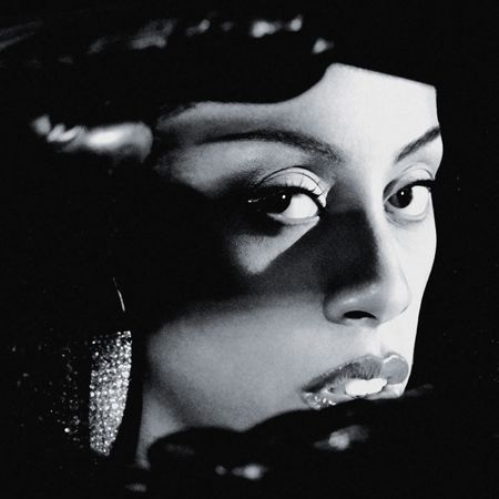 Rochelle Jordan: Through the Wall Album Review | Pitchfork