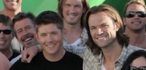 Jensen and Jared adding their smiles (tweet moonlightinvan)