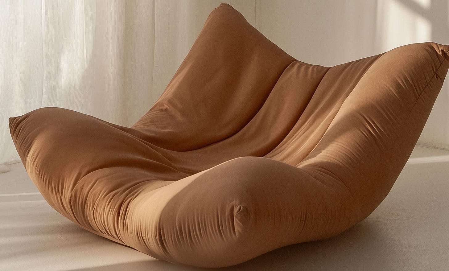 rown Lounge Chair