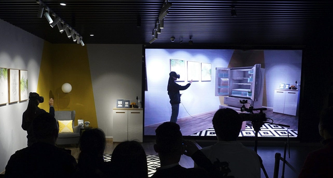 china brings in virtual reality shopping demo in nanchang china brings in virtual reality shopping demo in nanchang