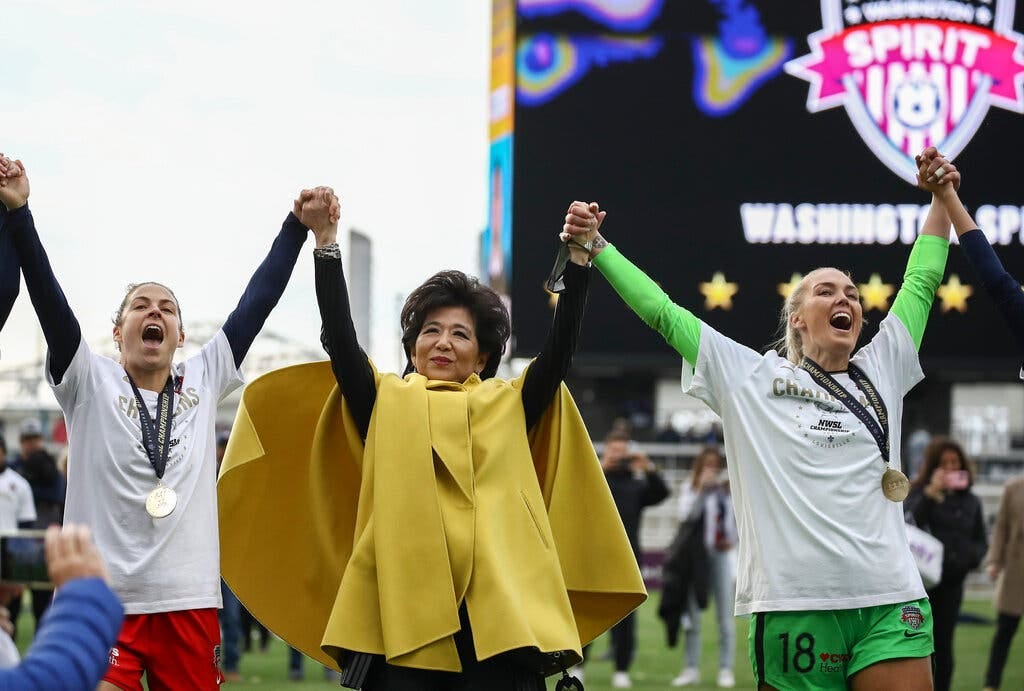 THE RISE OF WOMEN’S SOCCER: A GLOBAL MOVEMENT ENTERING ITS GOLDEN AGE
