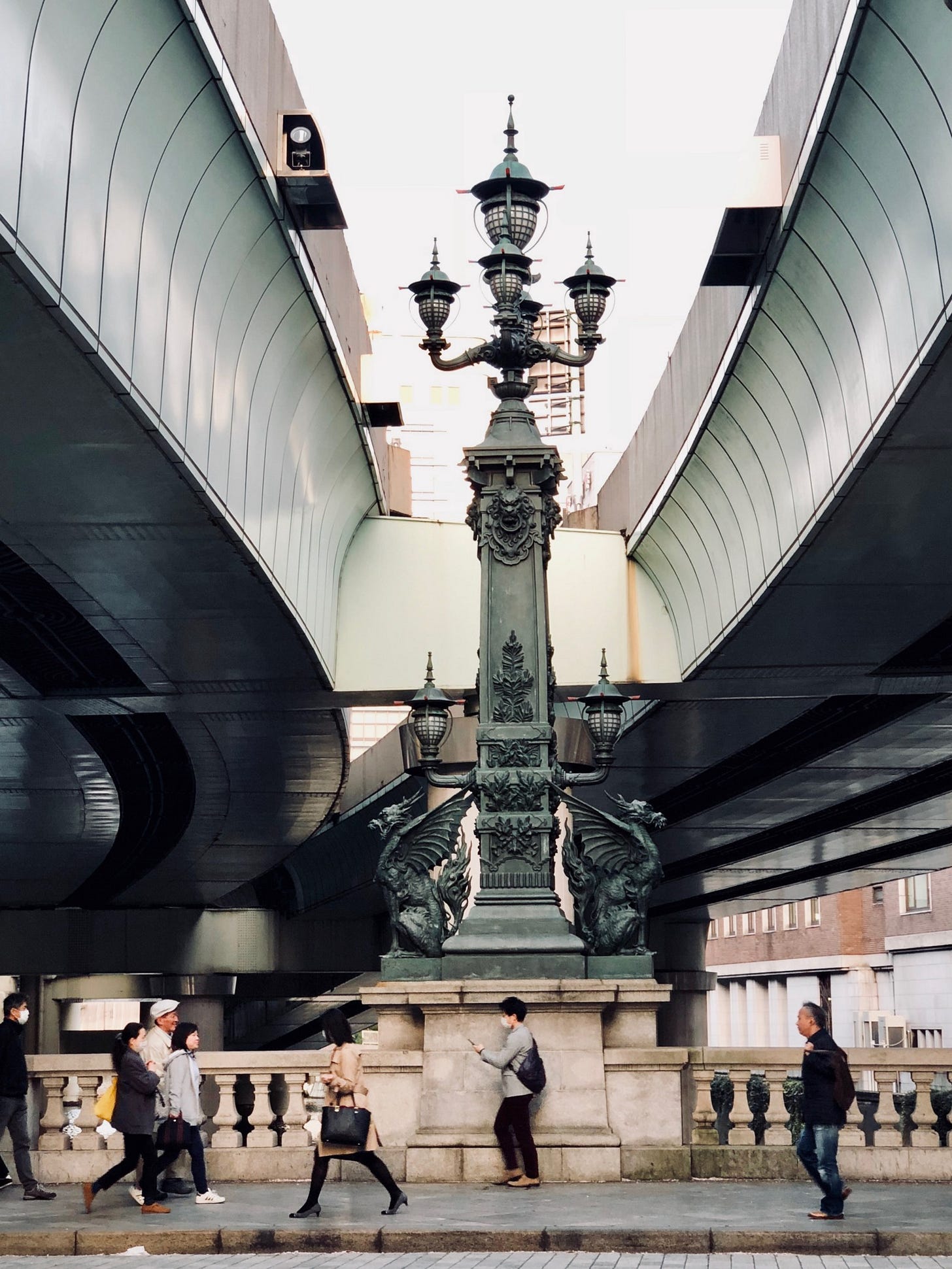 Nihonbashi Bridge in Spring; Tokyo Japan (TKM) – Big Sushi, Little Fishes: a japan blog Nihonbashi Bridge in Spring; Tokyo Japan (TKM) – Big Sushi, Little Fishes: a japan blog