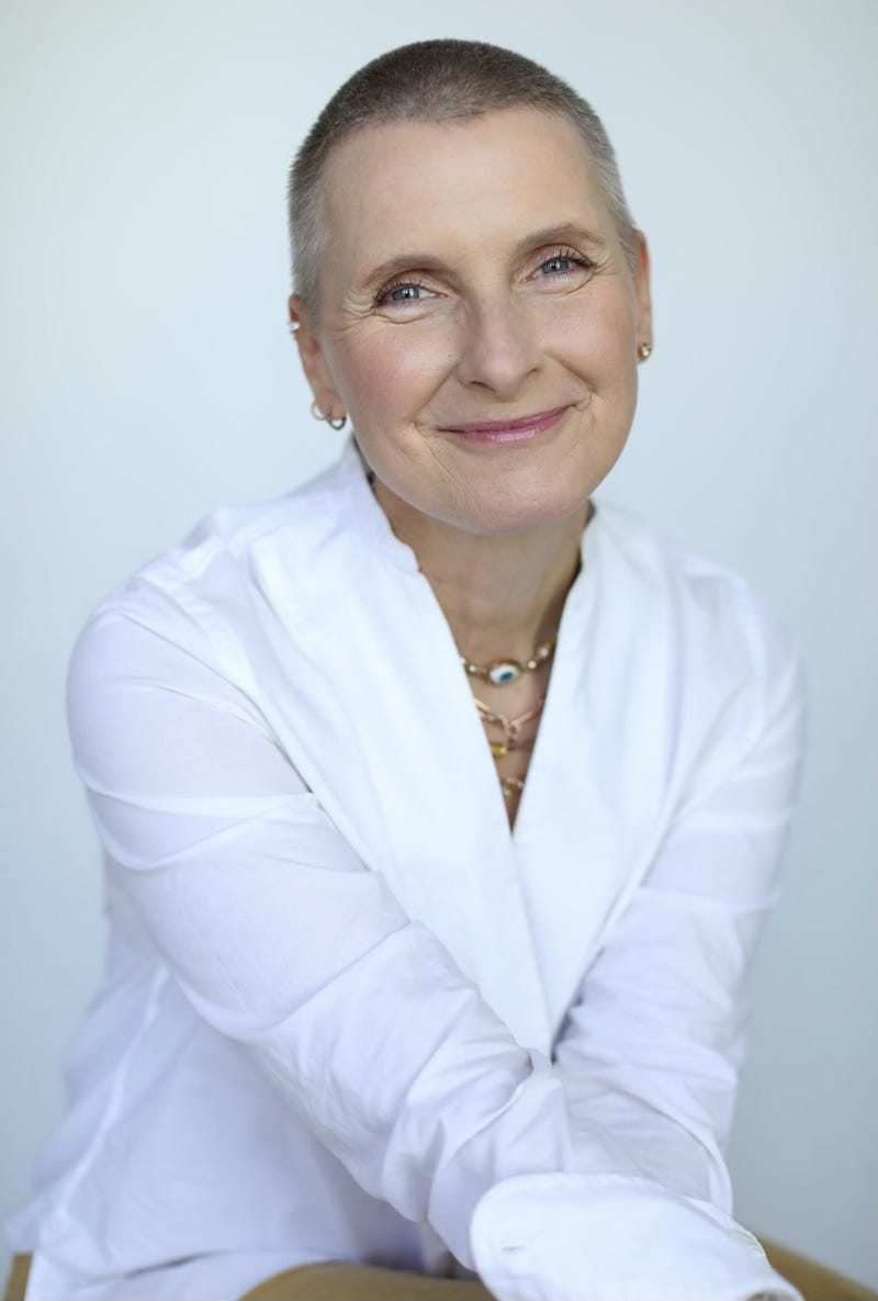 Elizabeth Gilbert Elizabeth Gilbert
