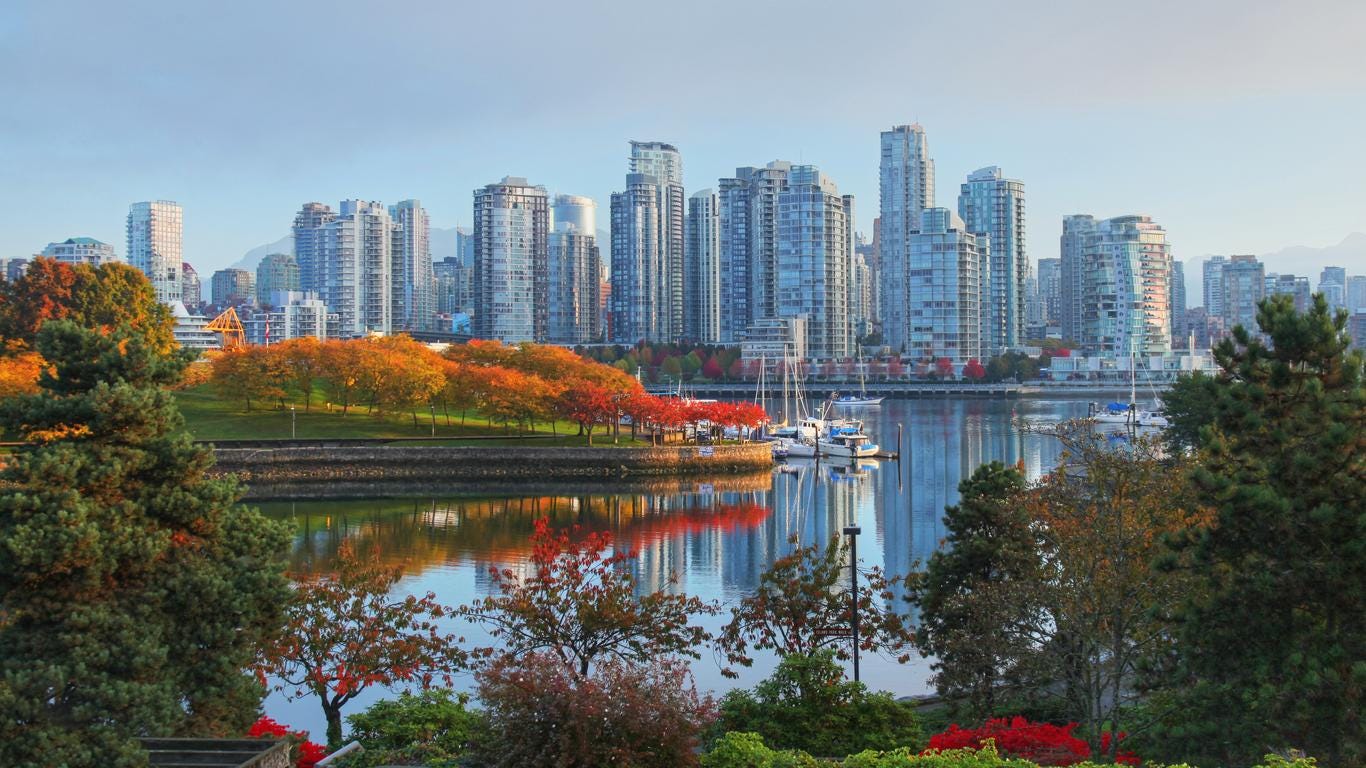Vancouver Travel Guide | Vancouver Tourism - KAYAK