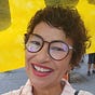 Adriana Borges's avatar