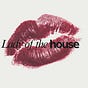 Lady of the House 💋's avatar
