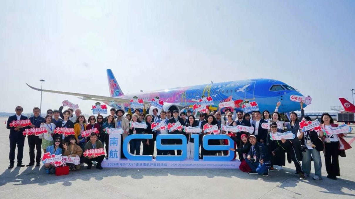 Global influencers visit China's homegrown C919 large passenger jet - CGTN