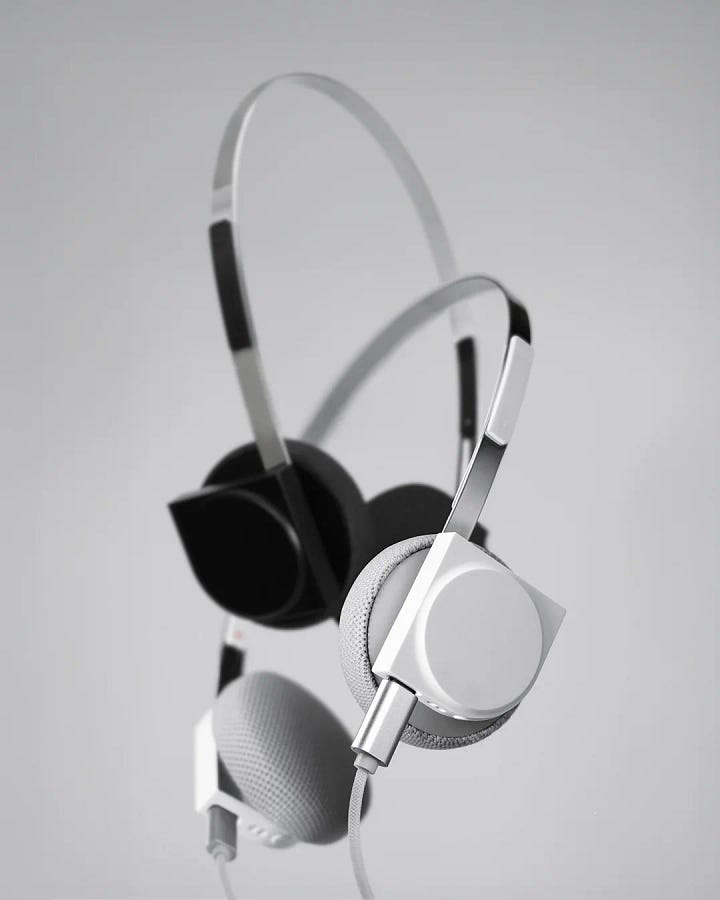 km5 Lightwear headphones Walkman Sony