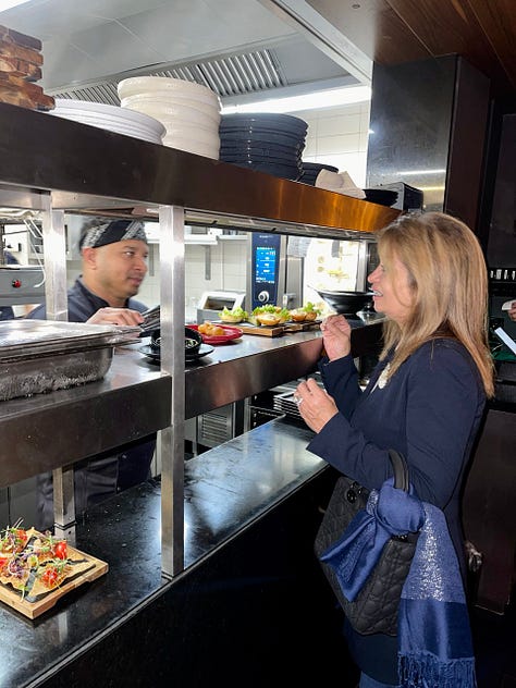 kiran-with-chefs-discussing-service-recovery