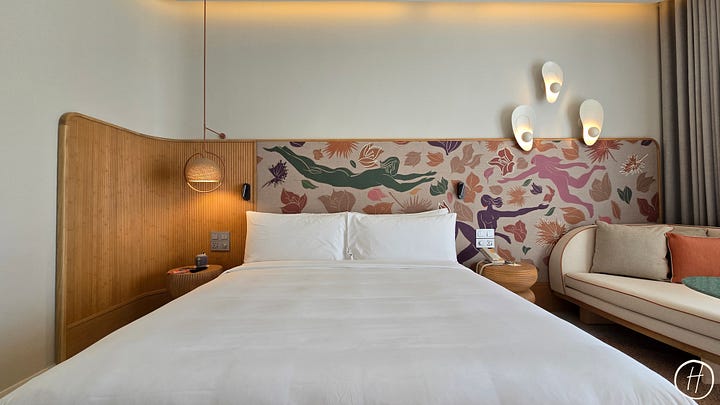 Standard King at Standard Pattaya: Entry hallway, bed zone and balcony